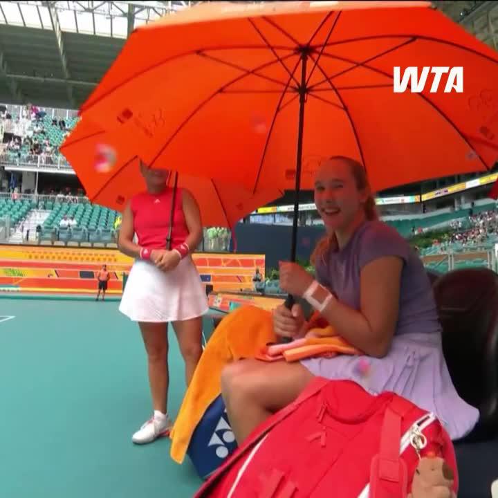 Now you see Mirra...now, you don't! ☔ #MiamiOpen