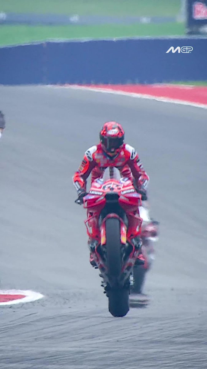Reveling in the rodeo and back on winning ways! 🏆🤠 Pecco Bagnaia #AmericasGP 🇺🇸