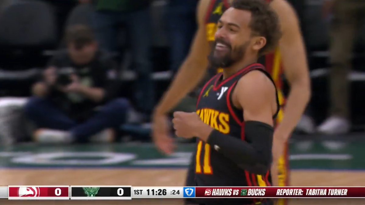 Trae just had to laugh at this play 😂