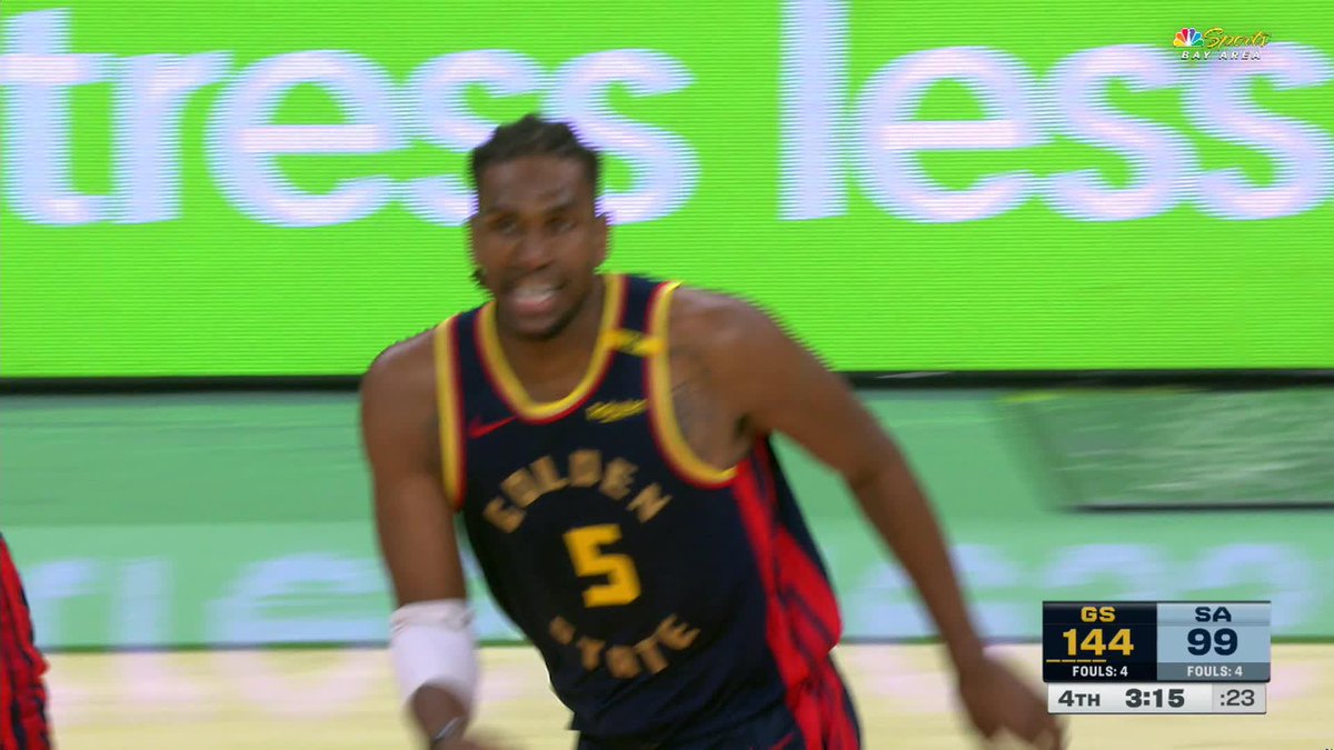 Kevon Looney THREE? Bench went NUTS. 📺 NBC Sports Bay Area & CA