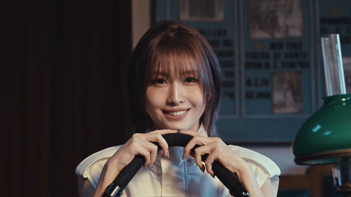 MOMO FOR ONITSUKA TIGER & ELLE JAPAN