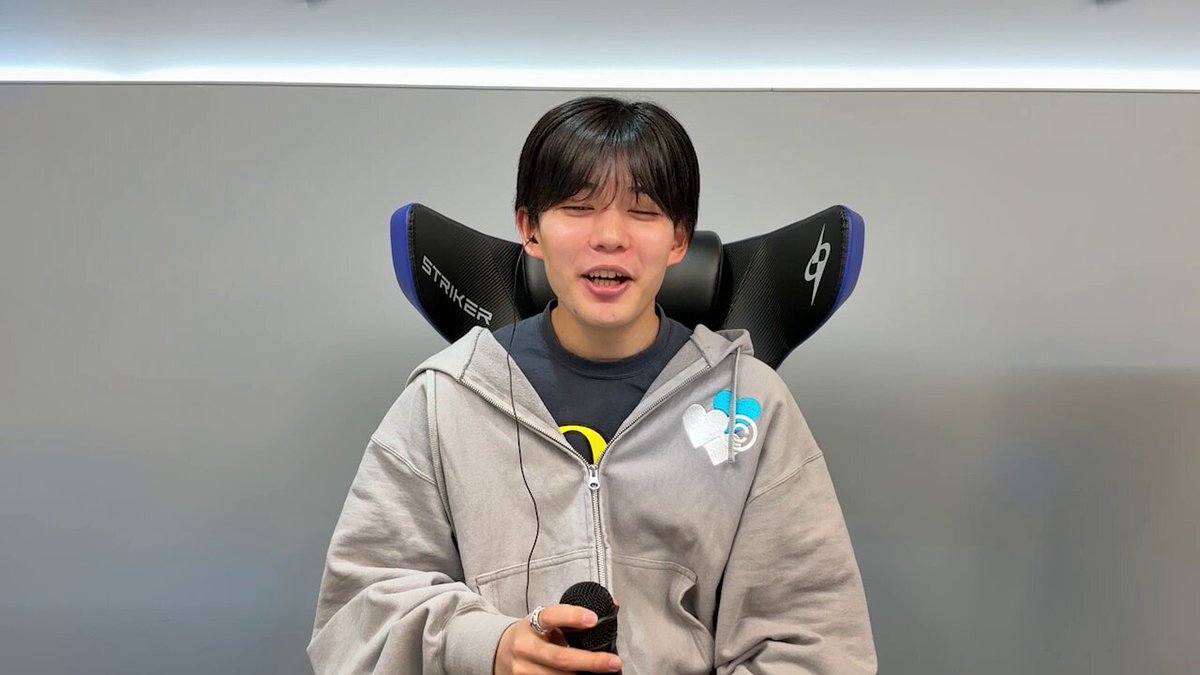 ＜動画更新＞ 100点に大喜び！髙地＆長尾がキング有岡に挑むモノマネ変声マイクバトル！【声マネキング】 本編 ▶️ #HOKAGO_GAMING_LIFE #声マネキング #髙地優吾 #長尾謙杜