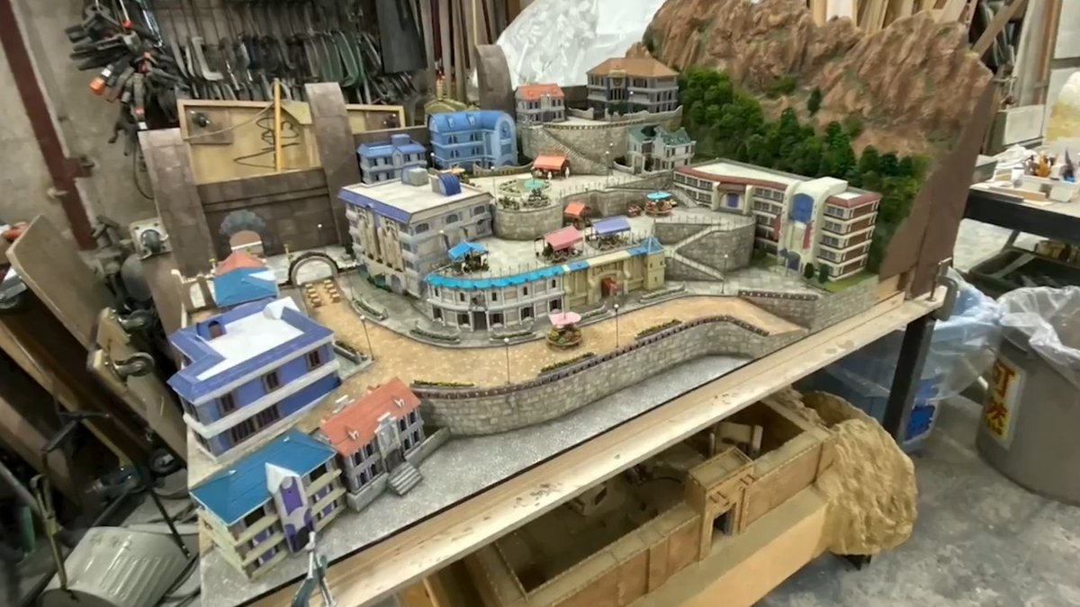 『#FANTASIAN Neo Dimension』のフィールドは、150点を超える手作りのジオラマでできています💎 その制作過程を動画でご紹介！ ゲームをプレイされる際にもぜひフィールドにご注目ください✨ 💎発売中💎 #FANTASIAN_ND #ファンタジアン