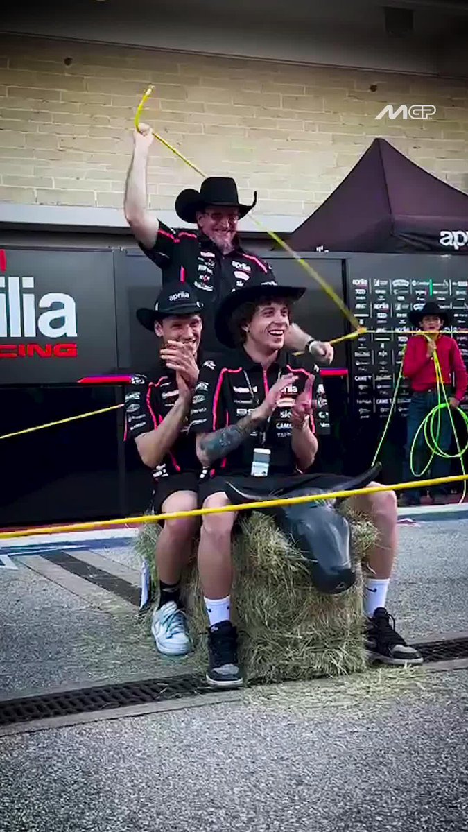 That's how you serve looks, Texan edition 🤠 #AmericasGP 🇺🇸