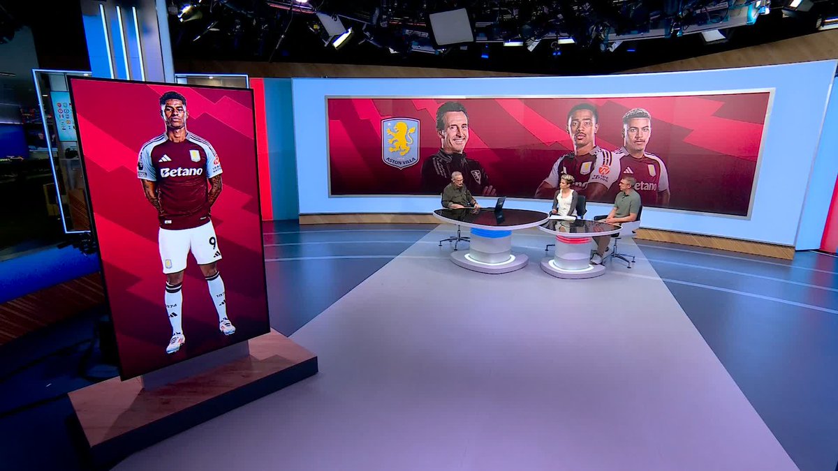 "With that Man Utd team, he didn't know where to play." Stephen Warnock highlights Marcus Rashford's standout qualities at Aston Villa in comparison to his time at Man Utd ⚡️