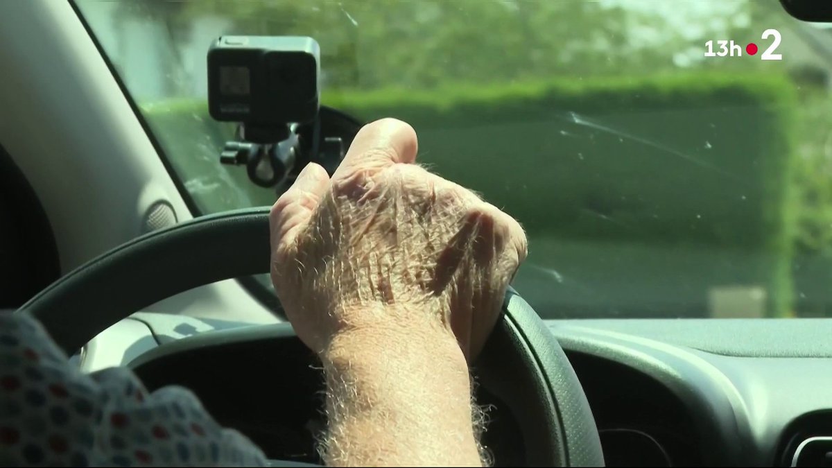 Une proposition de loi suggère de faire passer une visite médicale obligatoire tous les cinq ans aux conducteurs de plus de 70 ans et tous les 15 ans pour tous les conducteurs. ▶️ #JT13H
