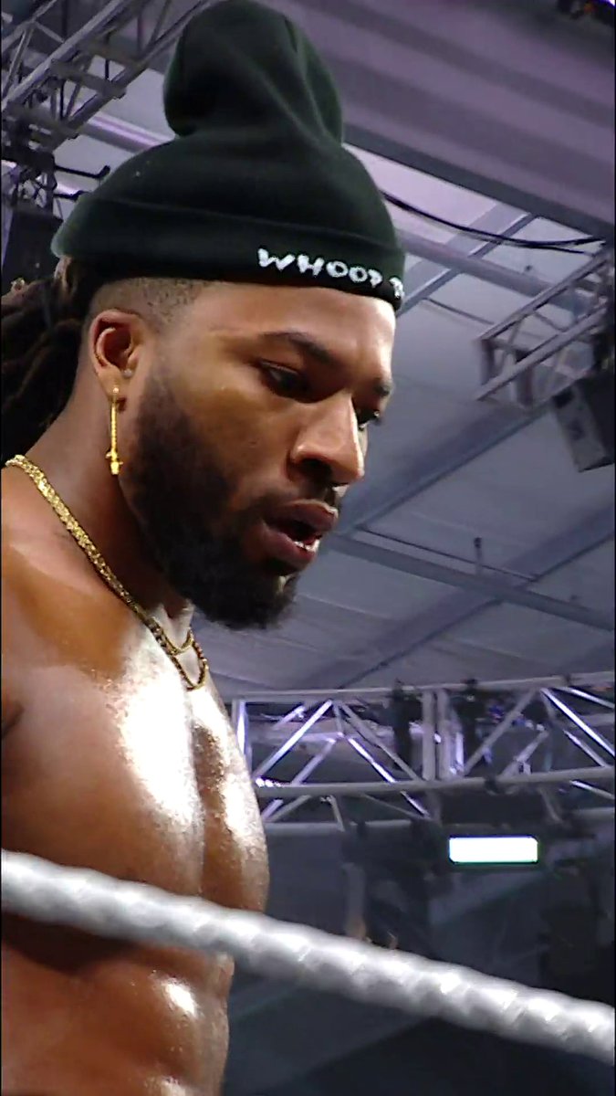 Was this knee from Trick Williams to Je’Von Evans an accident or intentional? 🤔 #WWENXT