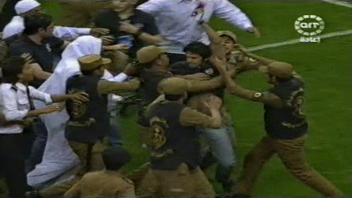 الأعتداء على لاعب النصر السابق والمذيع التلفزيوني بدر رافع بعد فوز النصر على الهلال عام ١٤٢٨ هجري ما وقفت على قطع برامج عند بثها وهي تتحدث عن نادي النصر فقط
