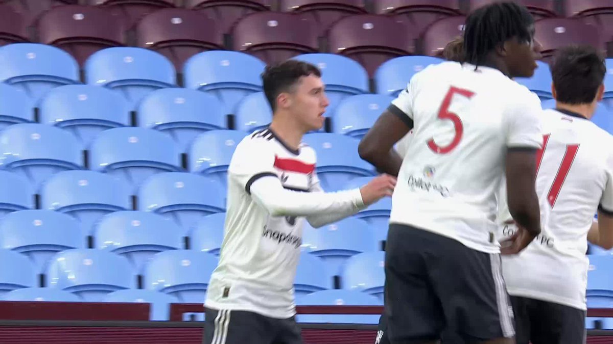 James Scanlon for Manchester United! 🔴 The Gibraltar FA international gives his club a vital moment in the #FAYouthCup 🇬🇮