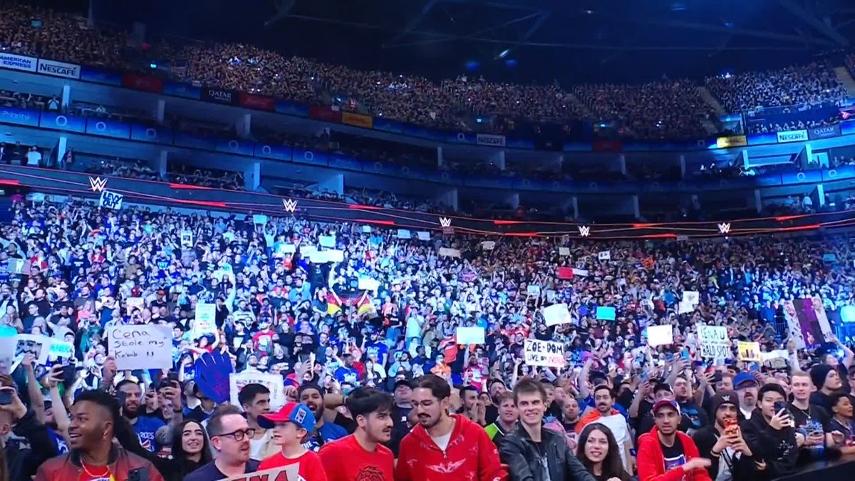What a UK welcome for JOHN CENA! ๐ฌ๐ง #WWERaw