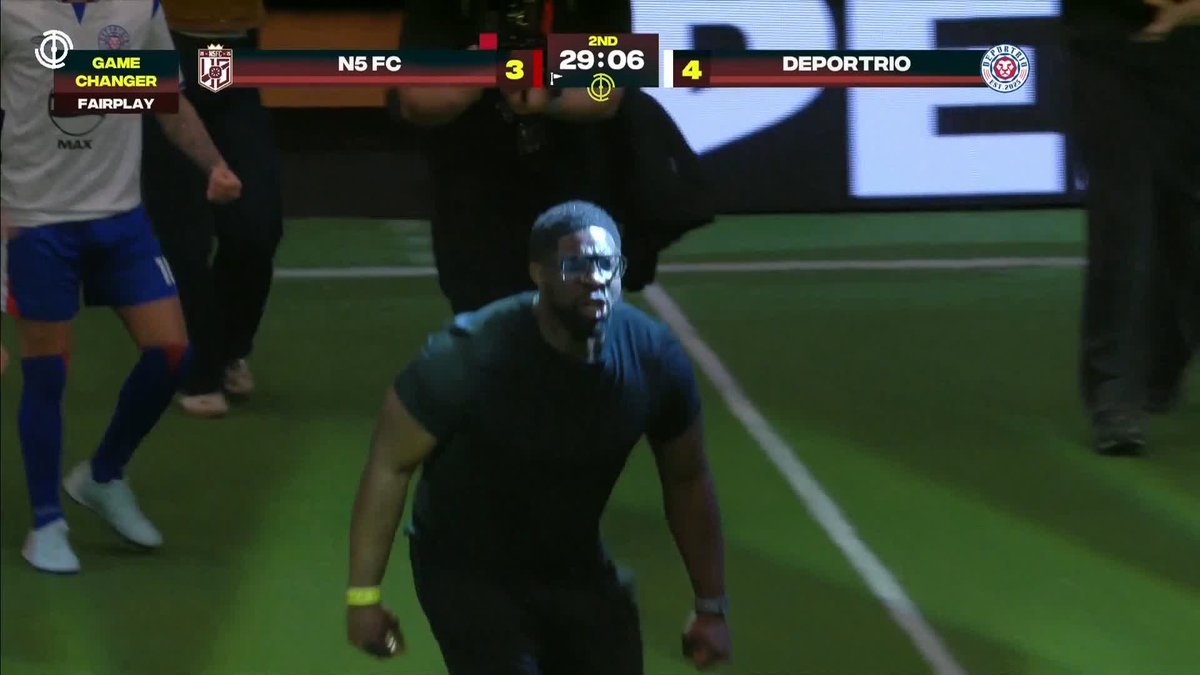 Look at the passion from Micah Richards! 😤😂