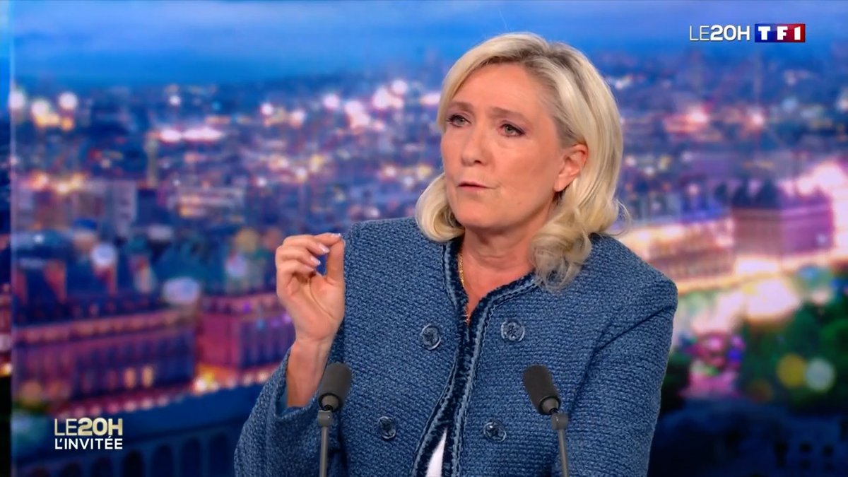Si j'étais condamnée en appel, bien sûr que je continuerais à défendre les Français. Ce procès, qui nous a été fait par des adversaires politiques, est fondé sur des arguments qui ne tiennent pas la route. Il n'y a ni enrichissement personnel, ni corruption.