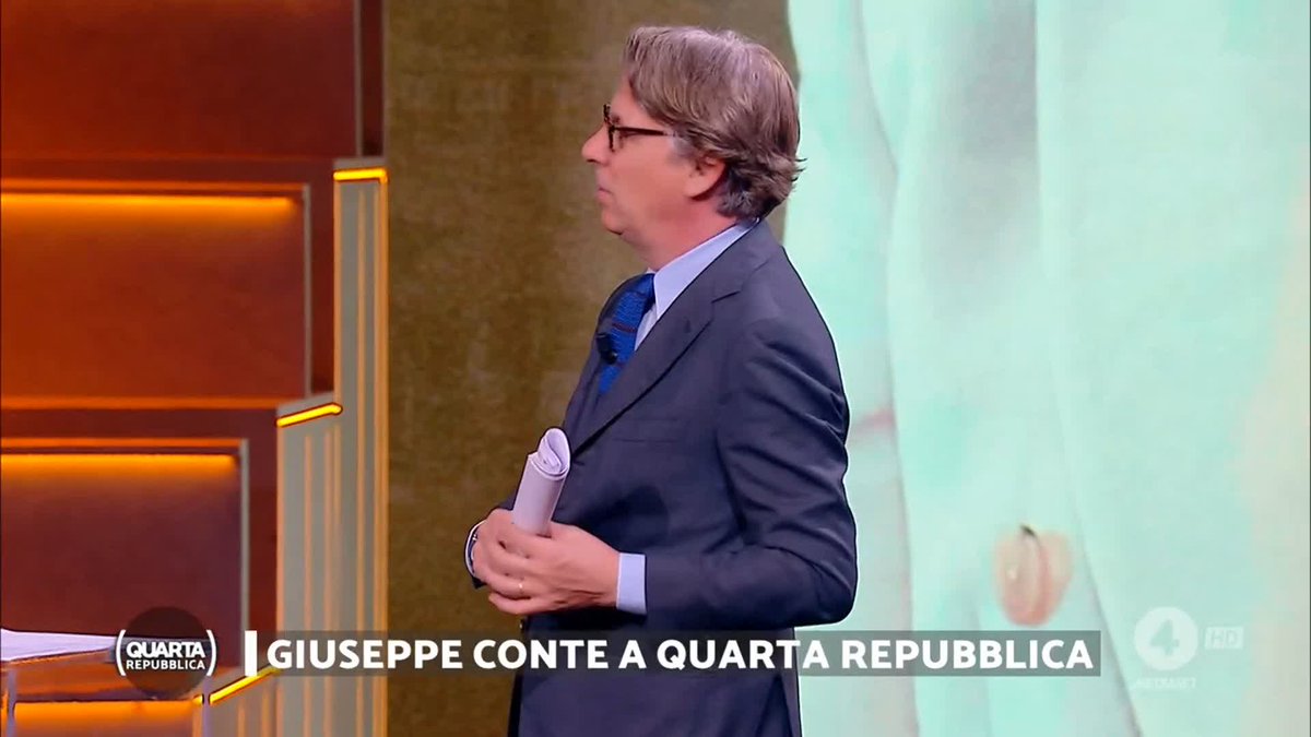 "Se lei ha tutte queste idee straordinarie perchè il suo partito ha perso i due terzi dei voti in pochi anni?" #Sallusti #Conte #quartarepubblica
