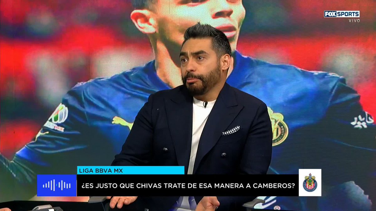 "A CAMBEROS NO LE HAN CAMBIADO EL CONTRATO. SIGUE CON SU CONTRATO DE SUB 20" 🚨 Rubén Rodríguez 👤 sobre la actualidad de Hugo Camberos con Chivas "SE HAN ACERCADO EQUIPOS DE MÉXICO Y LA RESPUESTA HA SIDO "NO, ÉL ESTÁ PARA EUROPA" #FSRadioMX