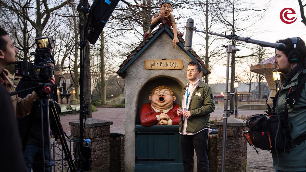 Betrapt! 🤖 Natuurlijk krijgt Holle Bolle Gijs geen AI-update… en gelukkig maar! Zijn vertrouwde "Papier hier!" klinkt al jaren hetzelfde – en dat blijft ook zo. 📄📢 Daar kan geen algoritme tegenop! 😄