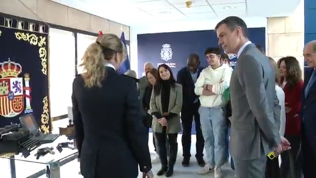 Aceleramos la transformación digital de España y facilitamos los trámites de identificación de los ciudadanos. A partir de mañana, #MiDNI nos permitirá tener una versión digital del DNI en nuestro móvil para identificarnos de manera segura y con la misma eficacia jurídica.