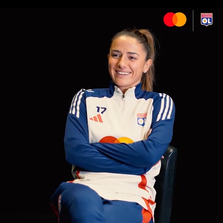 Q&amp;A avec Danielle van de Donk 💬✏️
