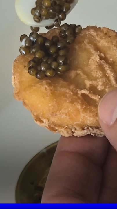 On a testé les nuggets au caviar proposés par Burger King