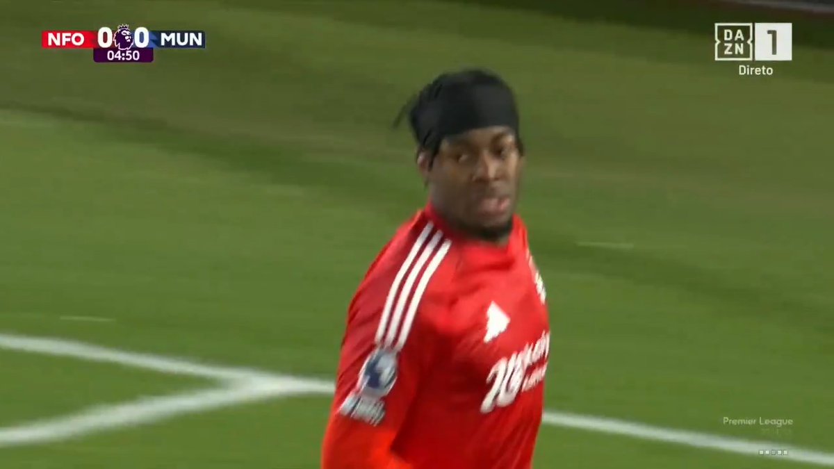 Elanga a aplicar a lei do ex com um golaço 🤯 🏴󠁧󠁢󠁥󠁮󠁧󠁿 Premier League | Nottingham Forest 1 x 0 Manchester United #DAZNPremier