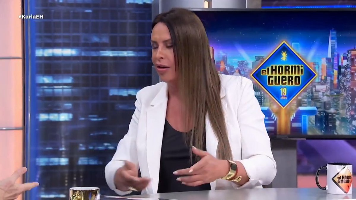 El odio en las redes sociales según Karla Sofía Gascón #KarlaEH