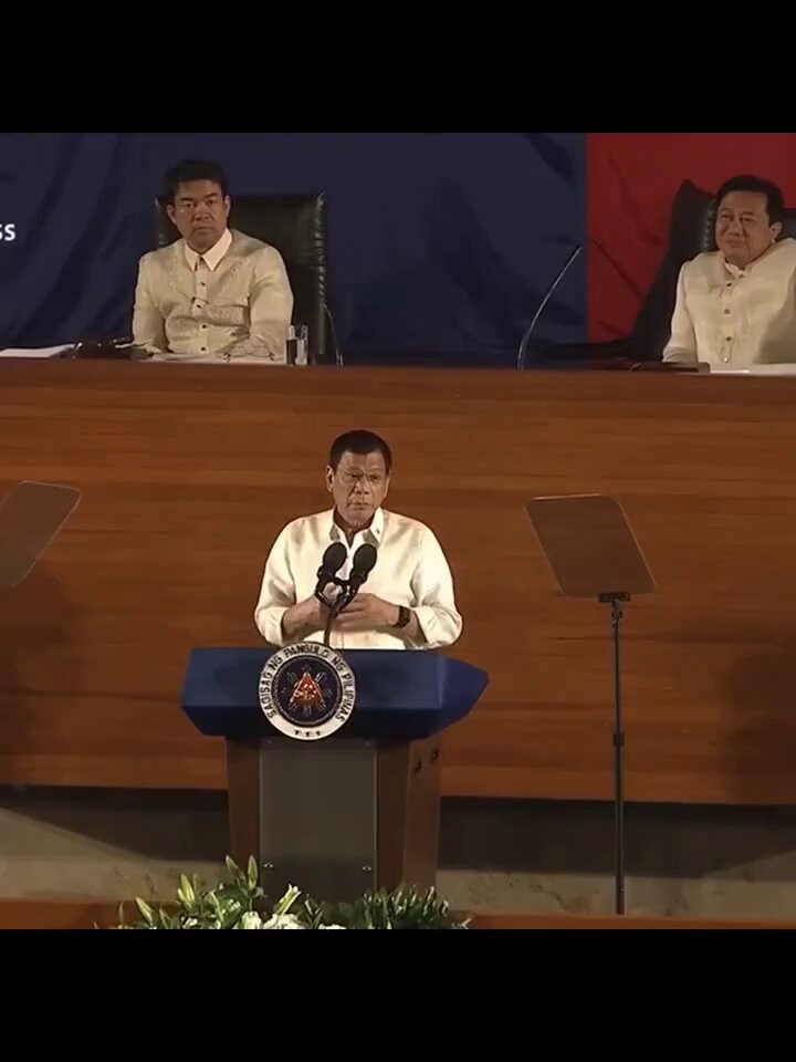 He promised for 10 years validity and he fulfills it, very convenient, sino Filipino di makaappreciate niyan. His the only President that did something great for the people. 🇵🇭👊🏻💚