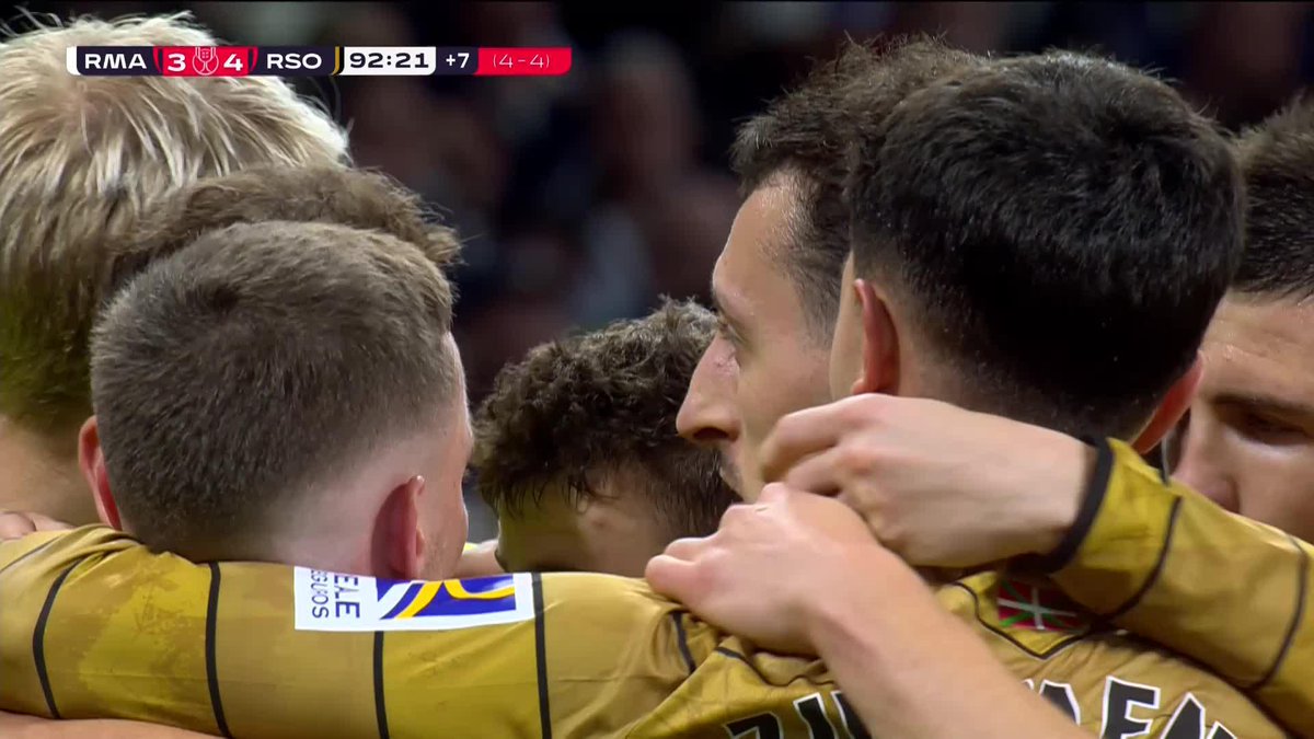 OYARZABAL! 😱 It's 4-3 to Real Sociedad deep in stoppage time, and this tie could be heading for extra time 👀