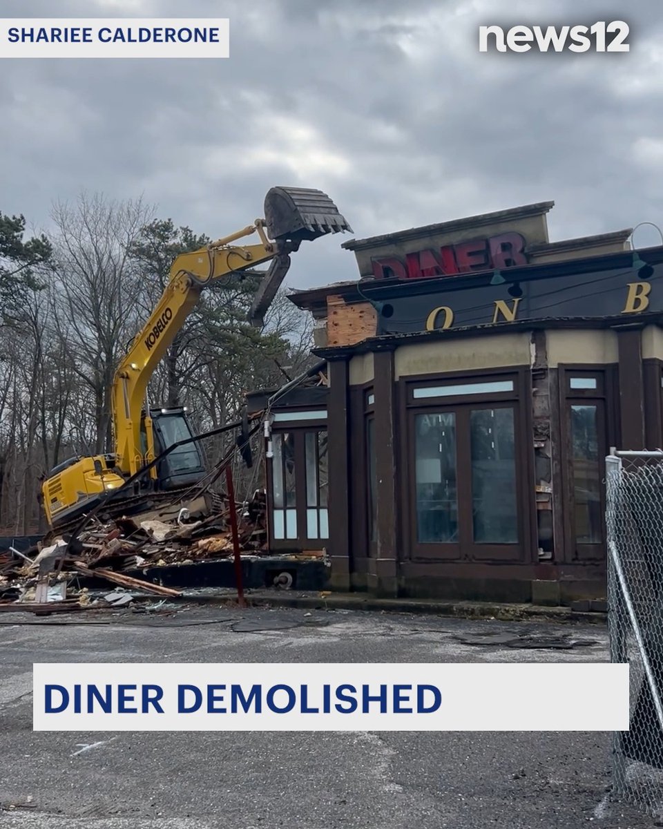 DINER DEMOLISHED: A News 12 viewer video shows the Hampton Bays Diner, vacant since 2015, being torn down. #News12LI #LongIsland #Diner