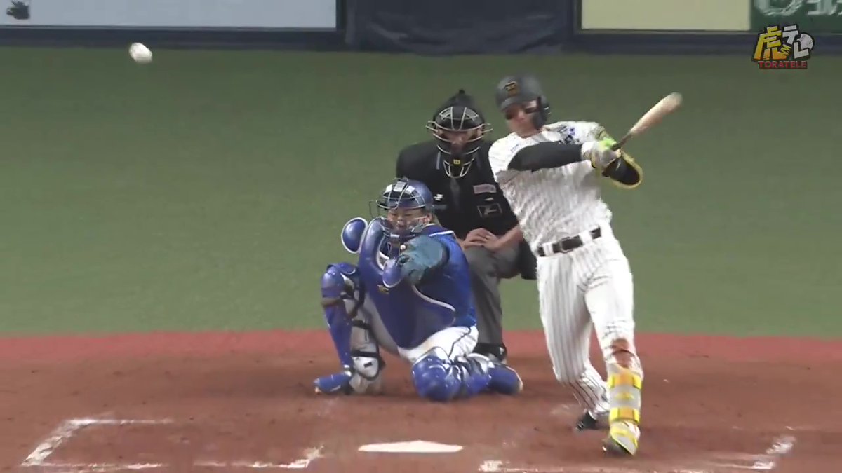 4回裏、4番森下選手が右中間タイムリーツーベースヒット！逆転勝ち越しに成功！#鼓動を鳴らせ_虎道を進め