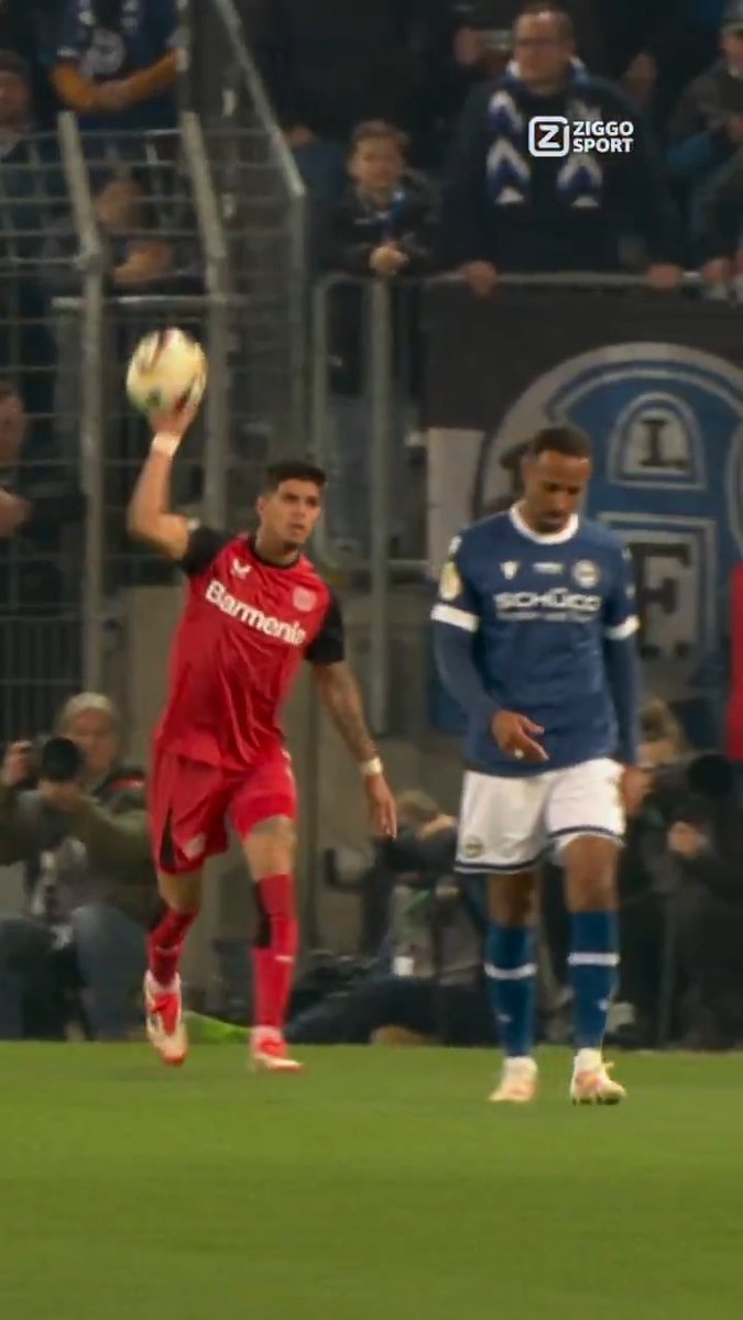 HEADSHOT 😳 #ZiggoSport #DFBPokal #DSCB04