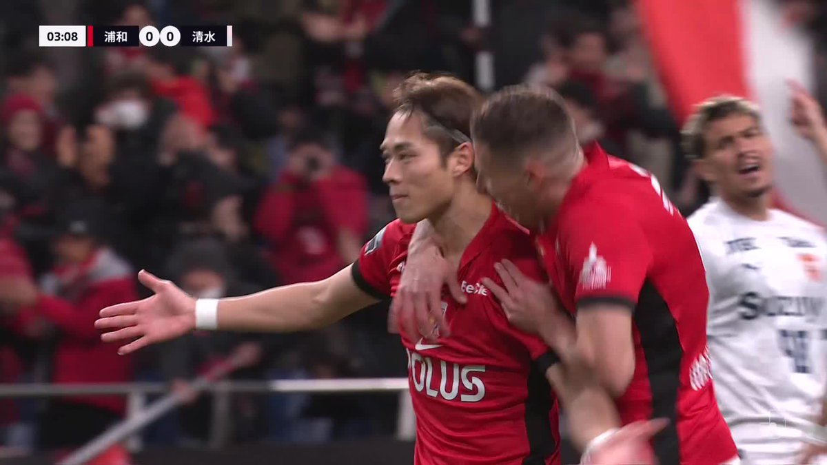 ２試合連発 #渡邊凌磨！ GKが一歩も動けないスーペルゴラッソ♦️ 🎦 ゴール動画 🏆 明治安田Ｊ１リーグ 第8節 🆚 浦和vs清水 🔢 1-0 ⌚️ 4分 ⚽️ 渡邊 凌磨（浦和) #Ｊリーグ