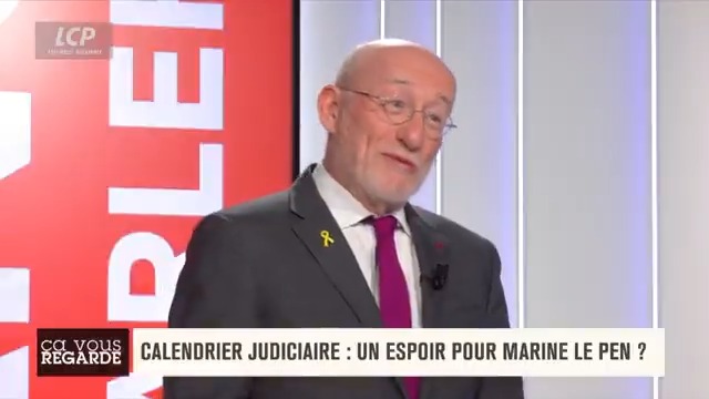 Condamnation de Marine Le Pen : "Techniquement, dans un dossier normal, avec un prévenu qui n'est pas Marine Le Pen, je considère que les critères juridiques de l'exécution provisoire ne sont pas réunis", affirme l'avocat Alain Jakubowicz. #CVR