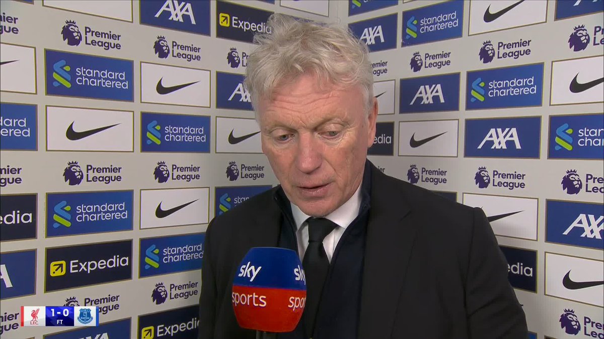 "It's a clear offside, a very easy decision to give!" David Moyes feels aggrieved that Liverpool's winner was allowed to stand 👀