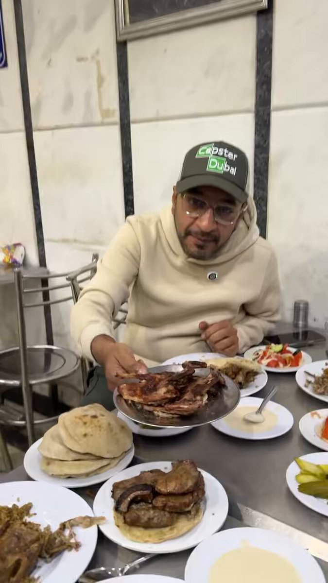 #القاهرة : عشانّا الليلة في مطعم الجمهورية - أولاد شلبي بشارع الفلكي وسط البلد مع الاخ العزيز احمد المانع .. أكرمك الله الغالي أحمد المانع الفلاسي
