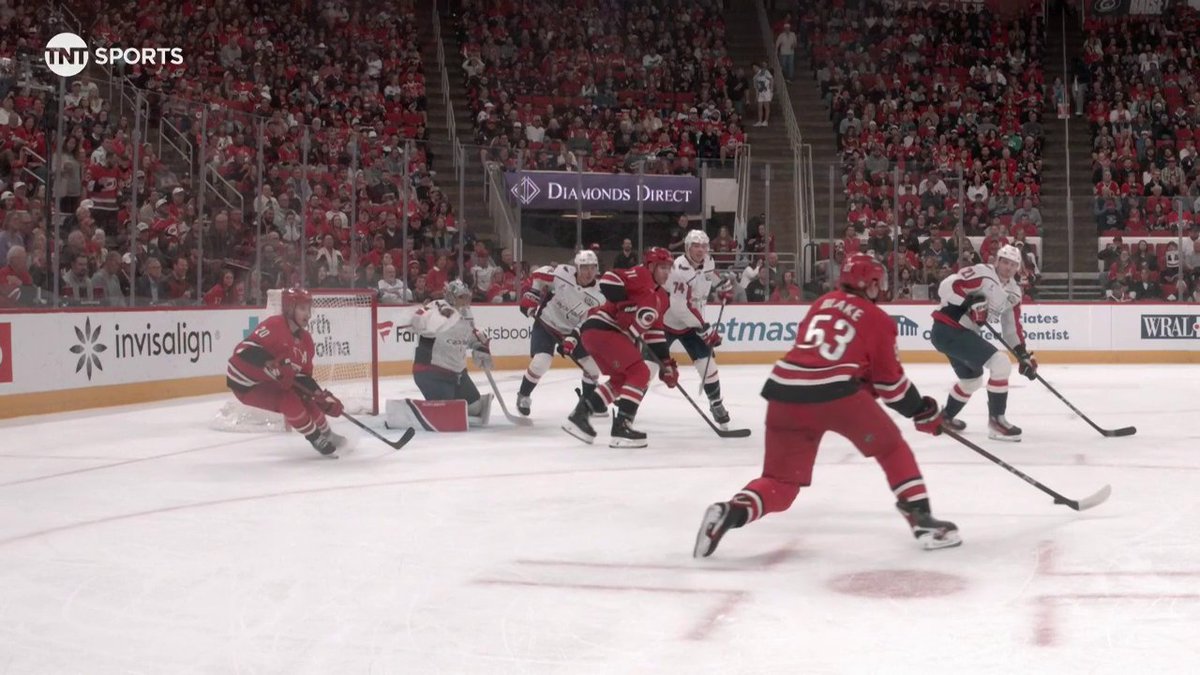 Jackson Blake! 🚨 The x - Carolina Hurricanes haven taken a 2-0 lead early in the first! 📺: NHLonTNT & Sports on Max ➡️