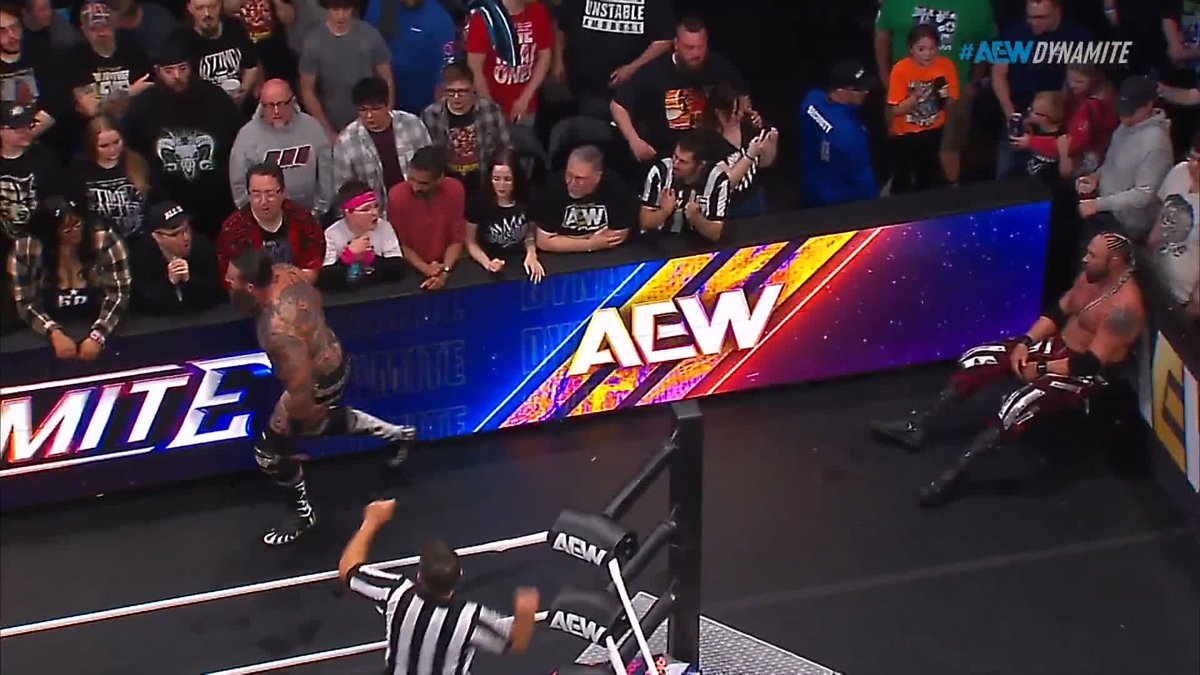 *Splat* Watch #AEWDynamite LIVE on TBS + Max! @BrodyxKing | The Murderhawk Monster Lance Archer