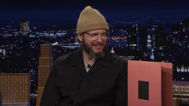 .Bon Iver compares his new album SABLE, fABLE to The Hobbit and Lord of the Rings 😂 #FallonTonight