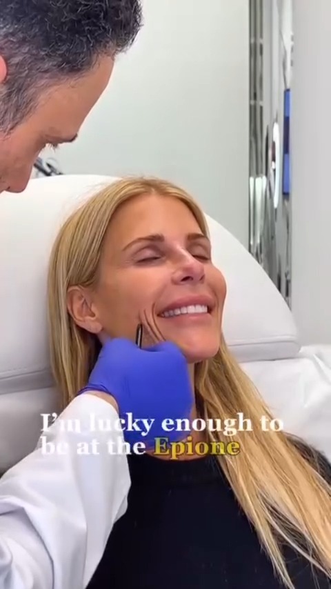 You may not know this but.. (1) Neustem, when administered correctly , redefines facial contours and enhances one’s natural beauty without looking done (2) Depending on how one’s body responses, results could last semi-permanently. Experience the best blend of science and art. Don’t just dream about the perfect look—achieve it! Schedule an appointment with us: #facialcontouring #neustem #simonourian #facialbalancing
