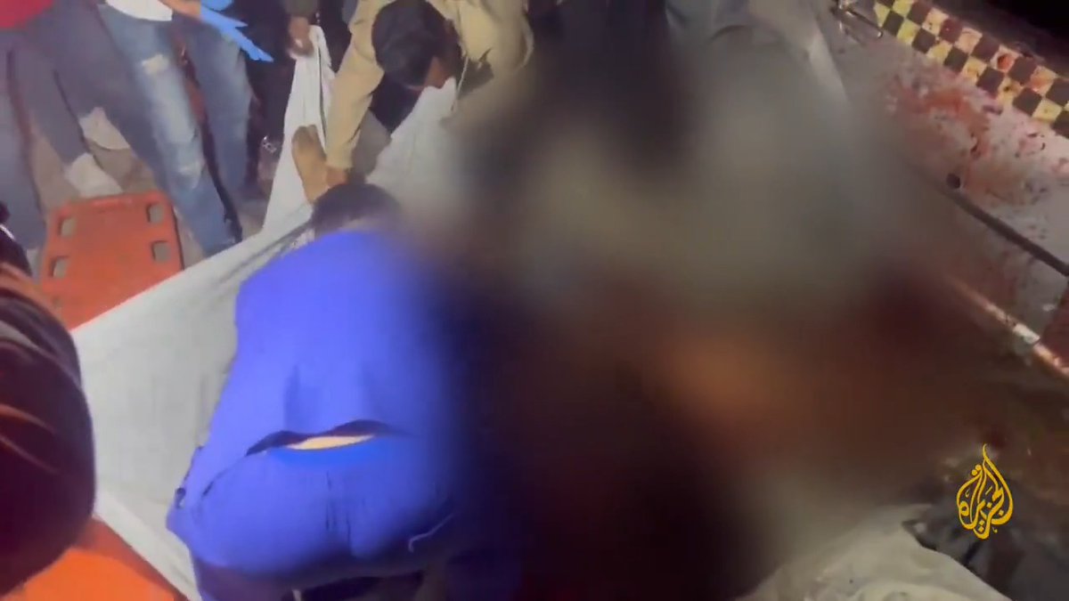 مراسل #الجزيرة: 3 شهداء في قصف إسرائيلي على شارع المنشية في بيت لاهيا شمالي قطاع #غزة #حرب_غزة #الأخبار