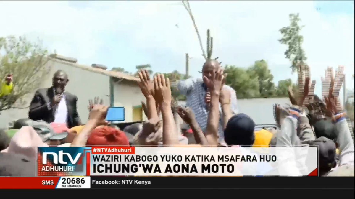 Ichung’wah Aona Moto Kiongozi wa walio wengi bungeni alizomewa katika eneo la Olkalou katika ziara hiyo ya Rais Ruto. Wakazi walimtatiza alipokuwa akitoa hotuba yake baada ya Waziri William Kabogo #NTVAdhuhuri Sycilia Wakesho