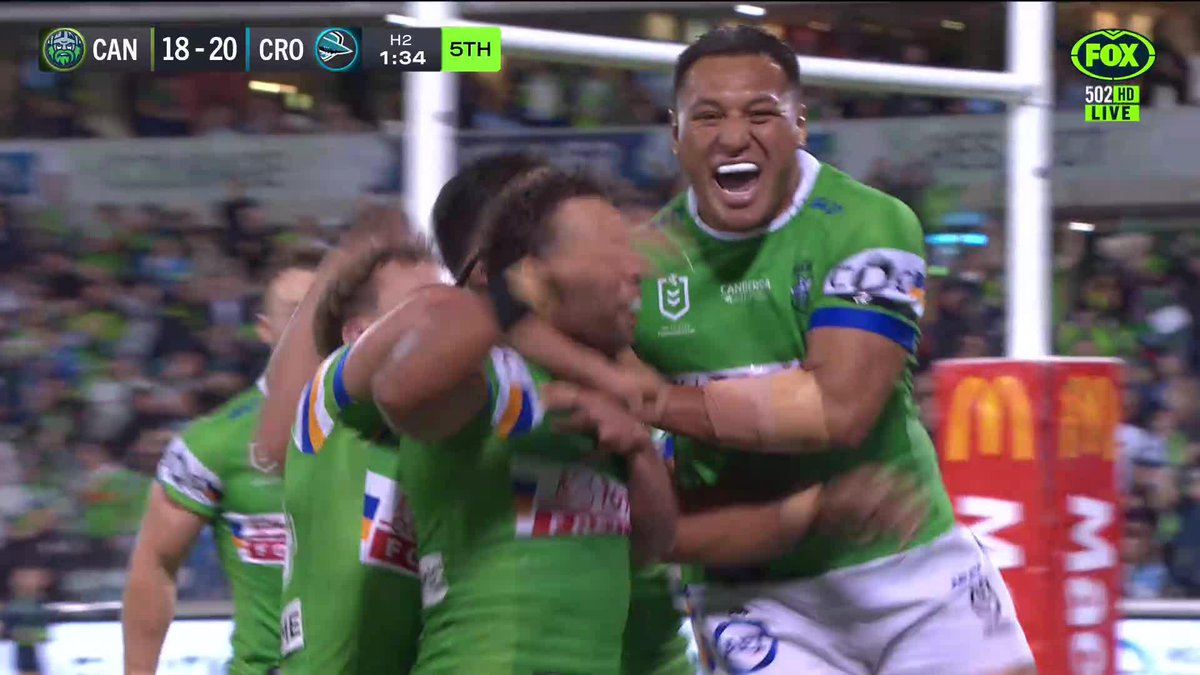 WHAT A TRY!! 😱 📺 Watch #NRLRaidersSharks LIVE on ch.502 or stream on Kayo: ✍️ BLOG 🔢 MATCH CENTRE