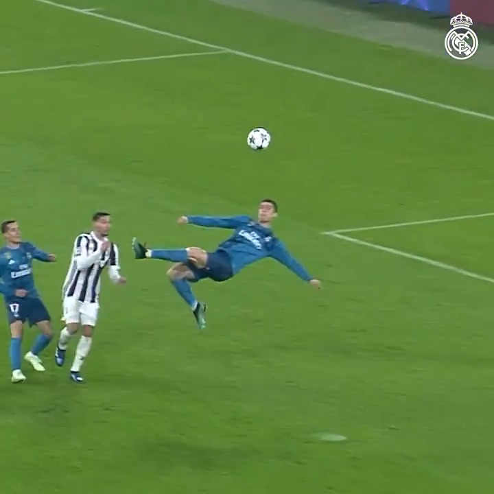 🌟 ICONIC. 7️⃣ Cristiano Ronaldo 📅 03/04/2018 #UCL | #OTD