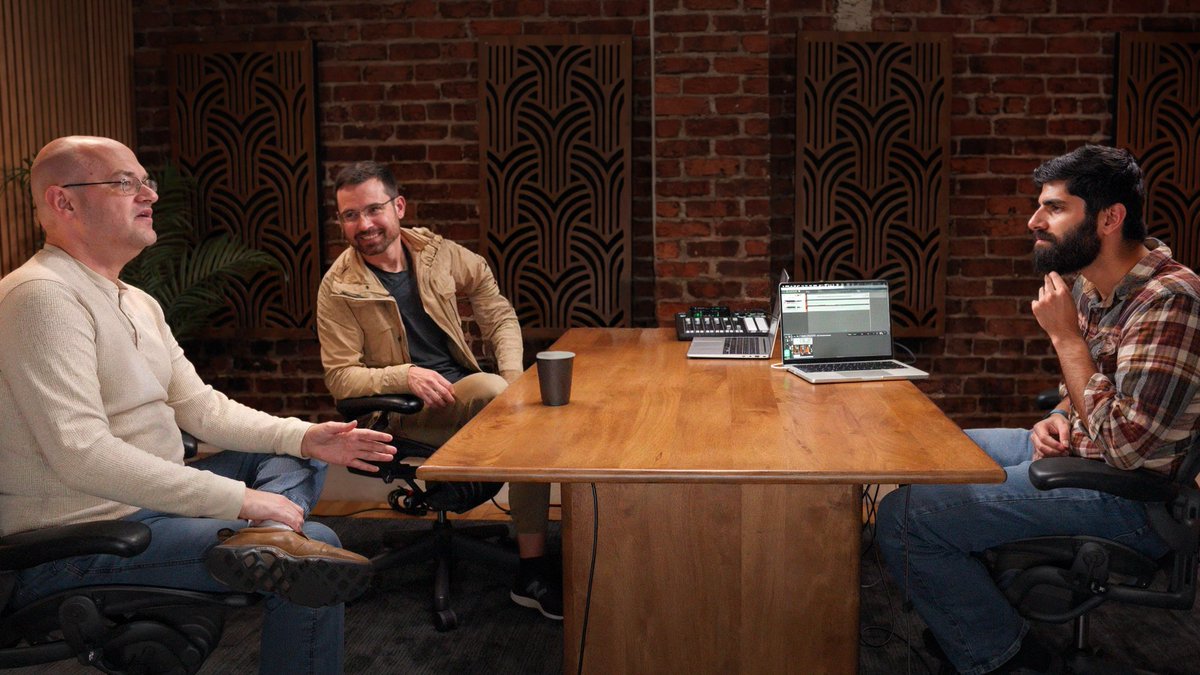 The Scott Alexander & Daniel Kokotajlo episode. Scott and Daniel break down every month from now until the 2027 intelligence explosion. Misaligned hive minds, Xi and Trump waking up, automated Ilyas accelerating AI progress. I went in quite skeptical. But I learned a tremendous amount by bouncing different objections against them. Links below. Enjoy! Timestamps: 00:00:00 - AI 2027 00:07:45 - Forecasting 2025 and 2026 00:15:30 - Why LLMs aren't making discoveries 00:25:22 - Debating intelligence explosion 00:50:34 - Can superintelligence actually transform science? 01:17:43 - Cultural evolution vs superintelligence 01:24:54 - Mid-2027 branch point 01:33:19 - Race with China 01:45:36 - Nationalization vs private anarchy 02:04:11 - Misalignment 02:15:41 - UBI, AI advisors, & human future 02:23:49 - Factory farming for digital minds 02:27:41 - Daniel leaving OpenAI 02:36:04 - Scott's blogging advice