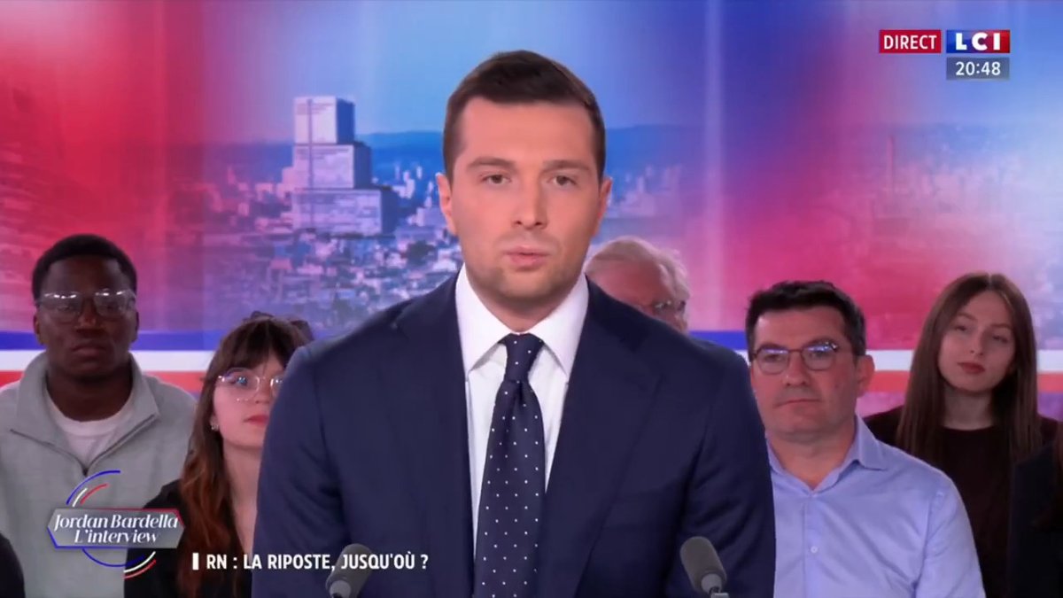 J'ai toujours condamné de la manière la plus vive qui soit l'utilisation de la violence ou de l'intimidation. Depuis que mon mouvement existe, nous n'avons fait que subir la violence et l'intimidation, notamment de la part de l'ultra-gauche ! LCI