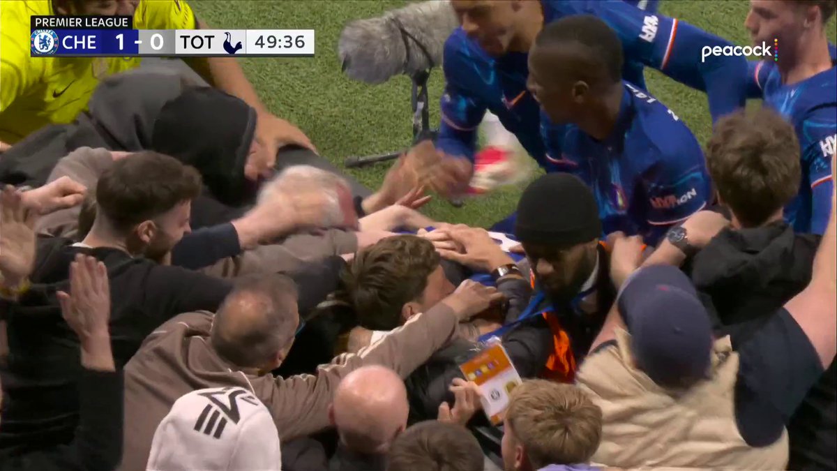COLE PALMER ➡️ ENZO FERNANDEZ A BLUE BREAKTHROUGH AT THE BRIDGE. 📺 Peacock | #CHETOT