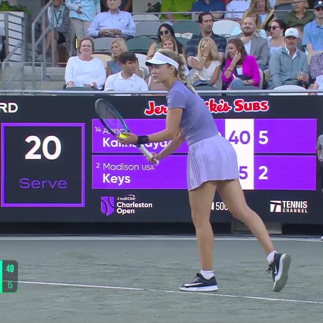 6️⃣ - 2️⃣ Kalinskaya takes the opening set off the No. 2 seed Keys! #CharlestonOpen