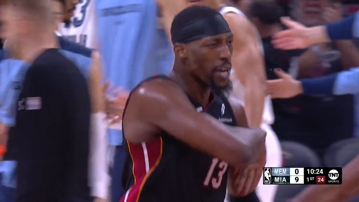 BAM AIN'T MESSING AROUND TONIGHT TALK TO 'EM, CAP ๐ฃ๏ธ