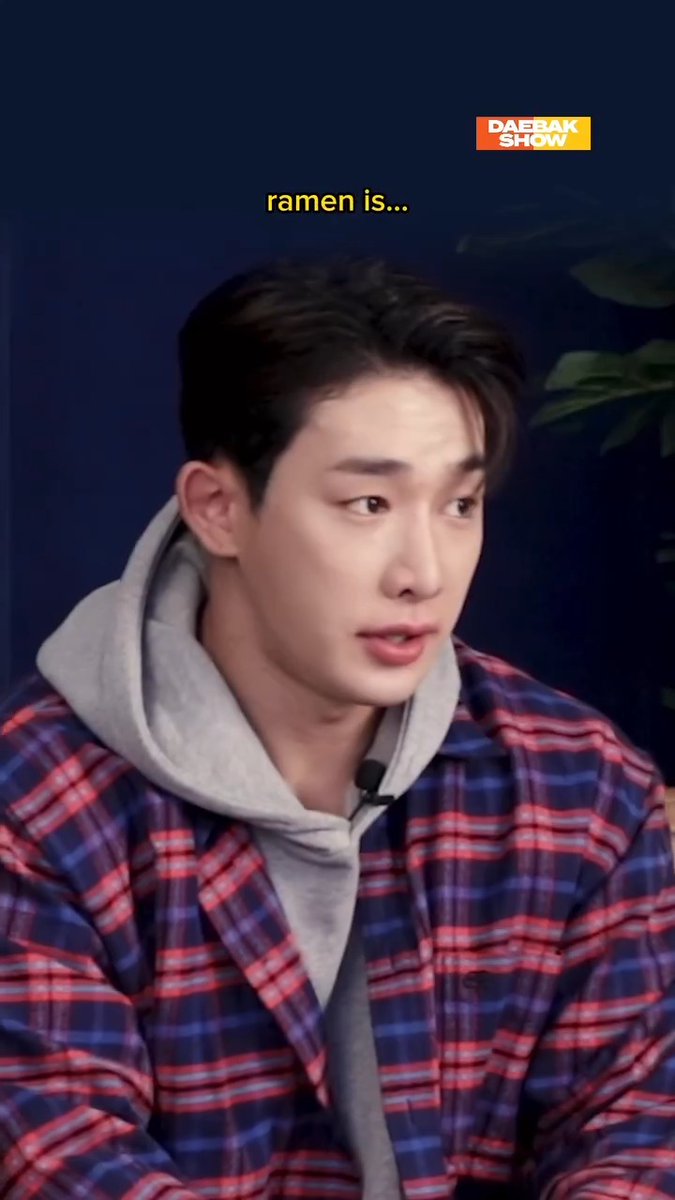 5-6 ramens and 8 eggs....?!?! 😳 #Kpop #DIVEStudios #DAEBAKSHOW #EricNam #에릭남 #WONHO #원호 #kpopedit