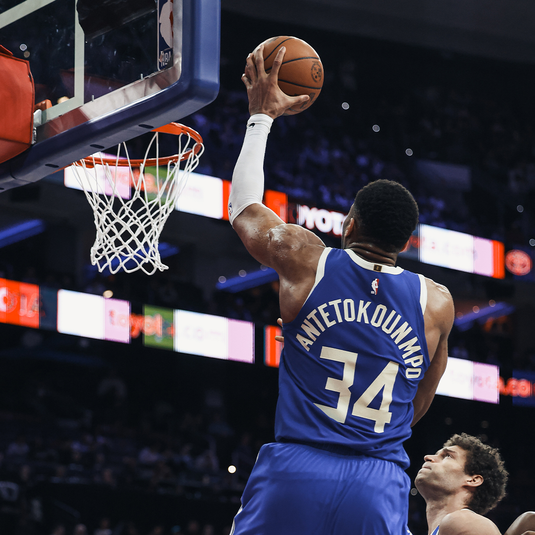 No player had ever had a 35p/20a/15r triple-double until Giannis tonight. 35 PTS | 20 AST | 17 REB | 2 STL | 63% FG