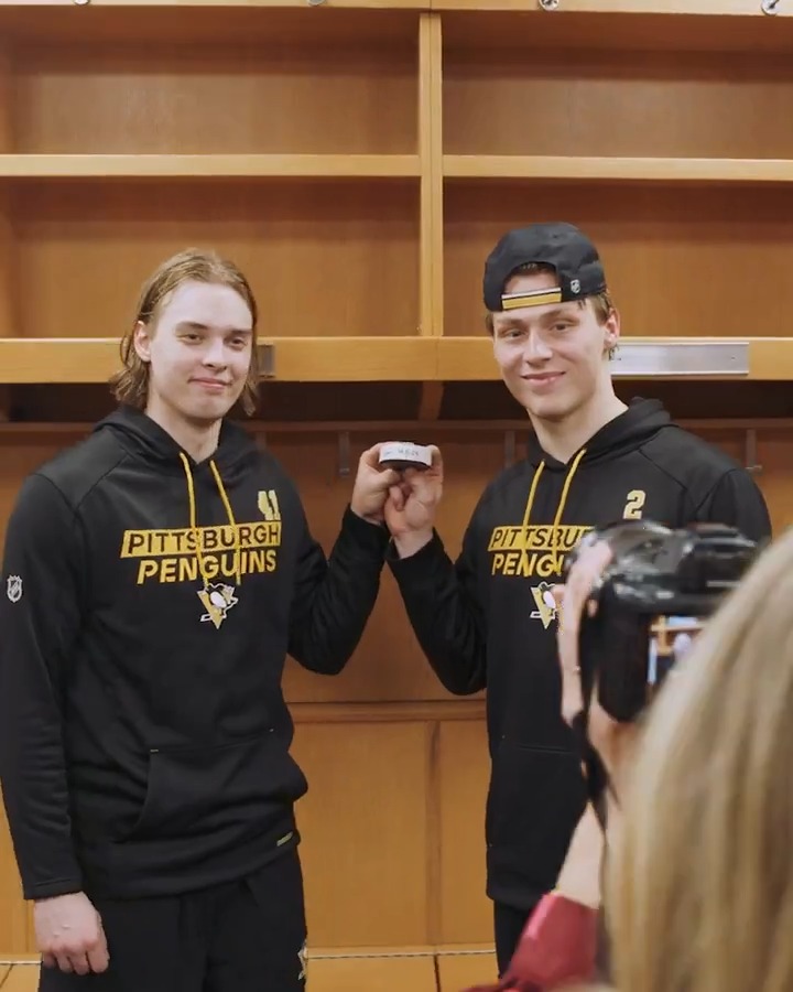 A memorable night for Rutger McGroarty and Ville Koivunen! McGroarty: "It was pretty cool for Ville and I to do that on the same goal. We might have to split the puck in half, I'm not sure." Read more on the rookies' milestone night: