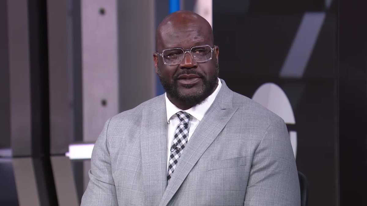 Chuck was sending shots at Shaq by texting Lefkoe 🤣